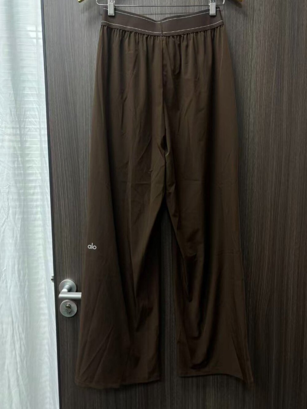 ALO Yoga Brown Suit Pants π Regular size 30-inch inseam - Picture 4 of 5